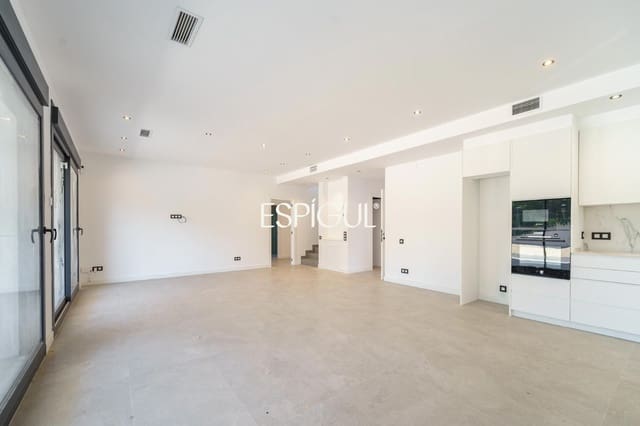 4 Zimmer Villa zu verkaufen in Vallromanes mit Pool Garage - 1.450.000 € (Ref: 10016052)