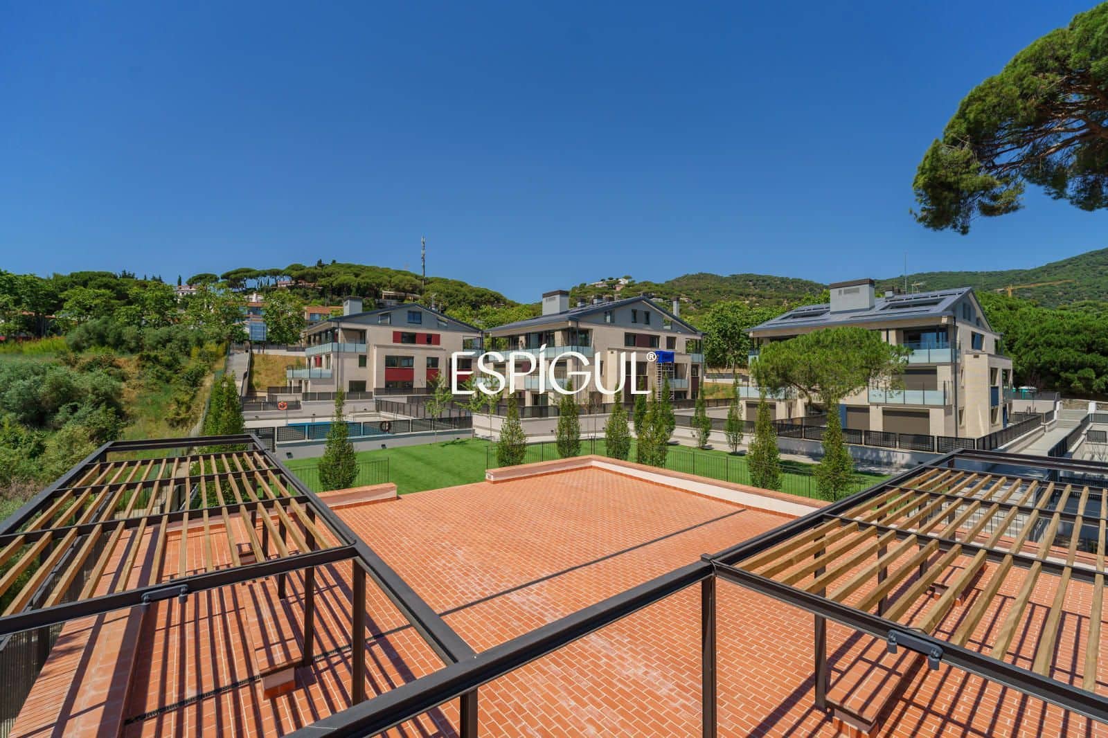2 chambre Appartement à vendre à Premia de Dalt avec piscine garage - 513 500 € (Ref: 10016053)