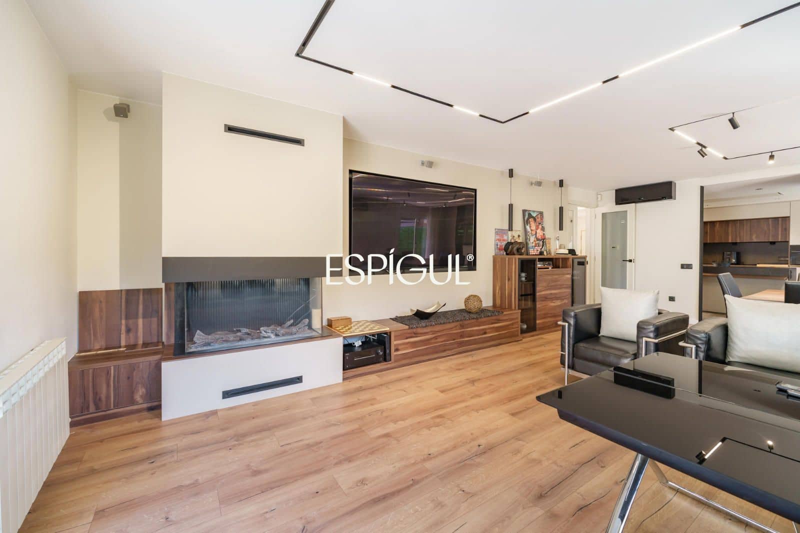 5 bedroom Villa for sale in Canet de Mar with pool garage - € 995,000 (Ref: 10016054)