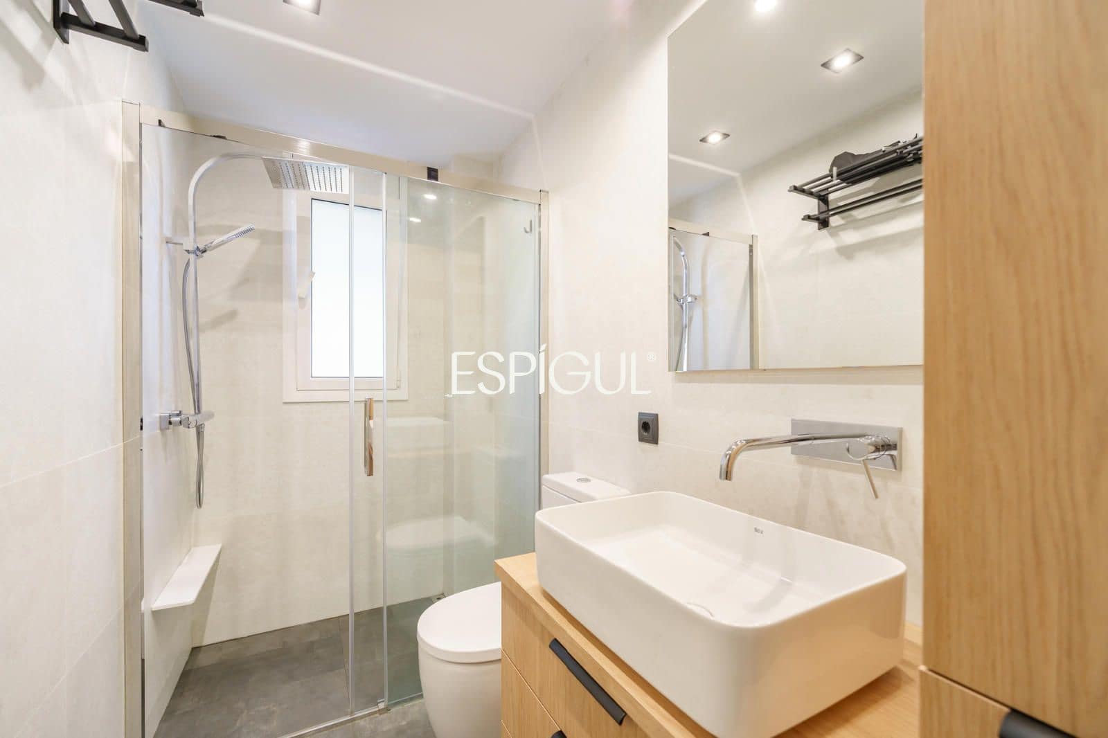 5 bedroom Villa for sale in Canet de Mar with pool garage - € 995,000 (Ref: 10016054)
