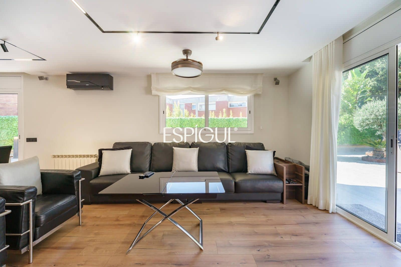 5 bedroom Villa for sale in Canet de Mar with pool garage - € 995,000 (Ref: 10016054)