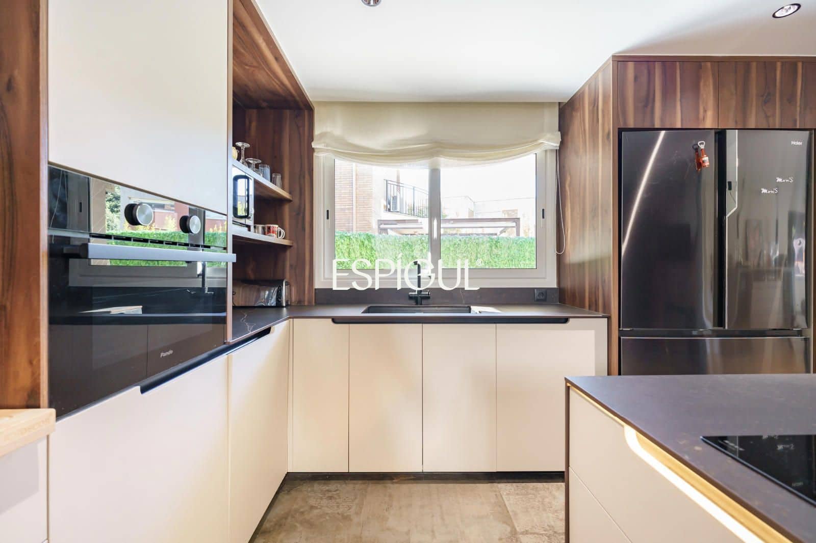 5 bedroom Villa for sale in Canet de Mar with pool garage - € 995,000 (Ref: 10016054)