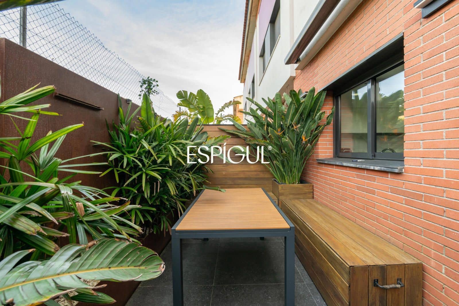 4 quarto Casa em Banda para venda em Sant Andreu de Llavaneres com garagem - 599 000 € (Ref: 10016055)