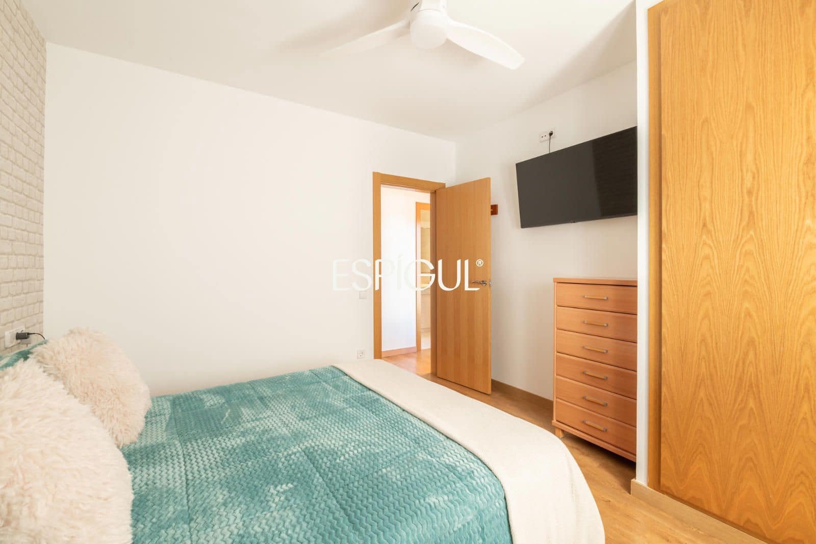 5 bedroom Villa for sale in Arenys de Mar with pool garage - € 790,000 (Ref: 10016056)