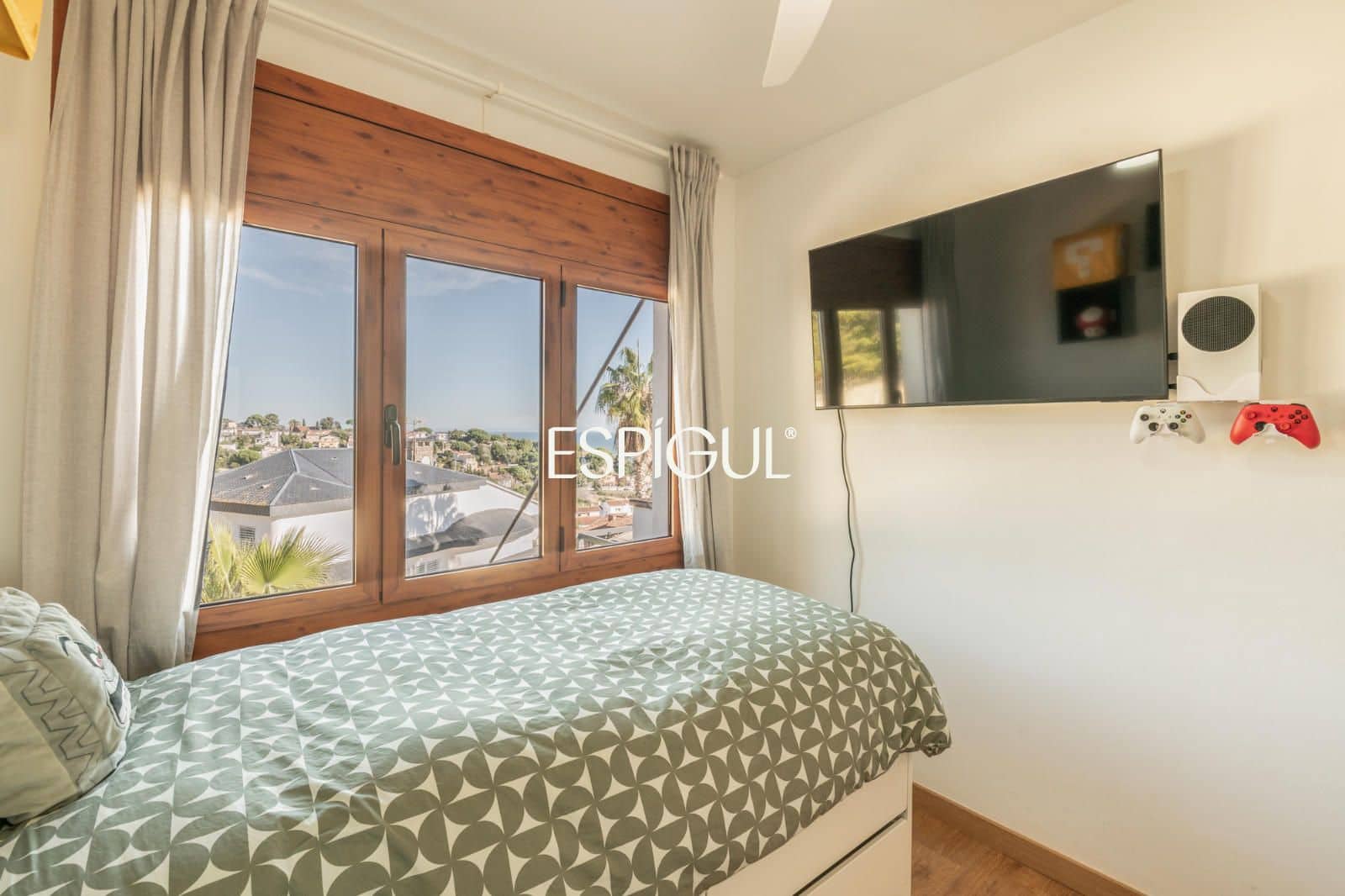 5 bedroom Villa for sale in Arenys de Mar with pool garage - € 790,000 (Ref: 10016056)