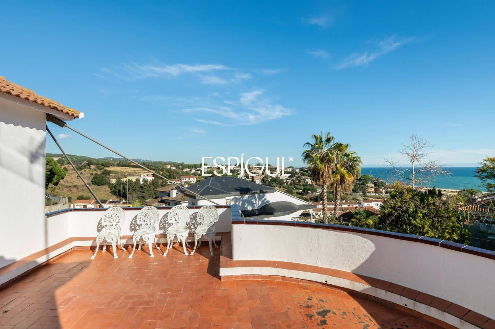 5 bedroom Villa for sale in Arenys de Mar with pool garage - € 790,000 (Ref: 10016056)