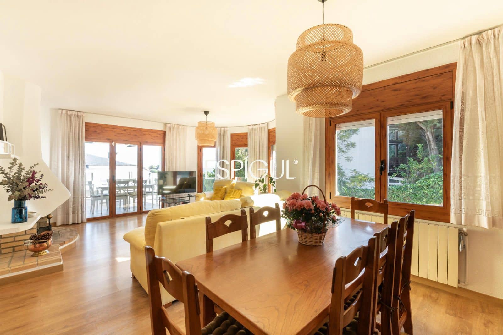 5 bedroom Villa for sale in Arenys de Mar with pool garage - € 790,000 (Ref: 10016056)