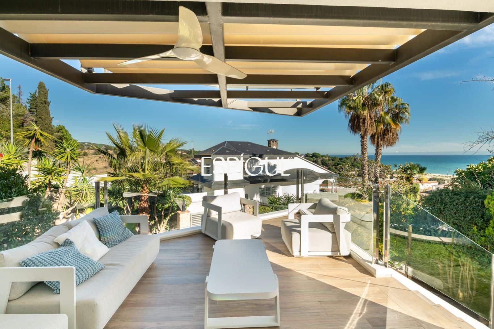 5 bedroom Villa for sale in Arenys de Mar with pool garage - € 790,000 (Ref: 10016056)