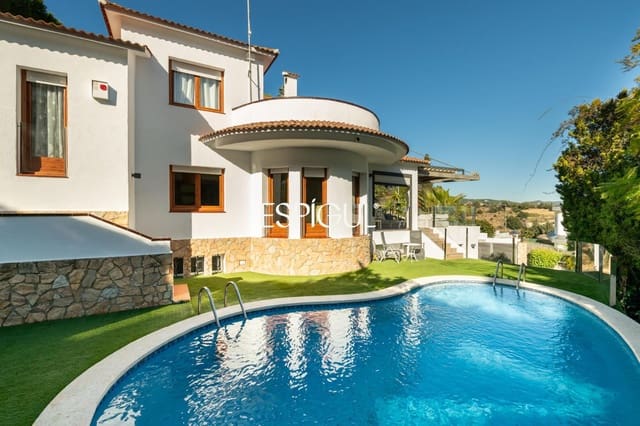 5 camera da letto Villa in vendita in Arenys de Mar con piscina garage - 790.000 € (Rif: 10016056)