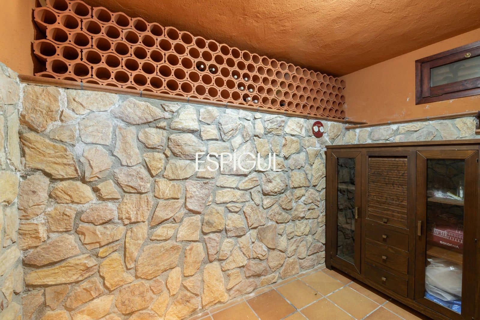 5 bedroom Villa for sale in Arenys de Mar with pool garage - € 790,000 (Ref: 10016056)