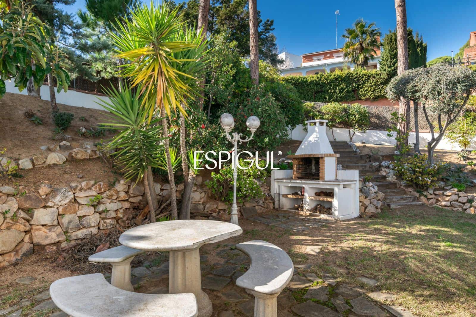 5 bedroom Villa for sale in Arenys de Mar with pool garage - € 790,000 (Ref: 10016056)