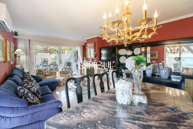 4 bedroom Townhouse for sale in Tiana with pool garage - € 750,000 (Ref: 10016057)