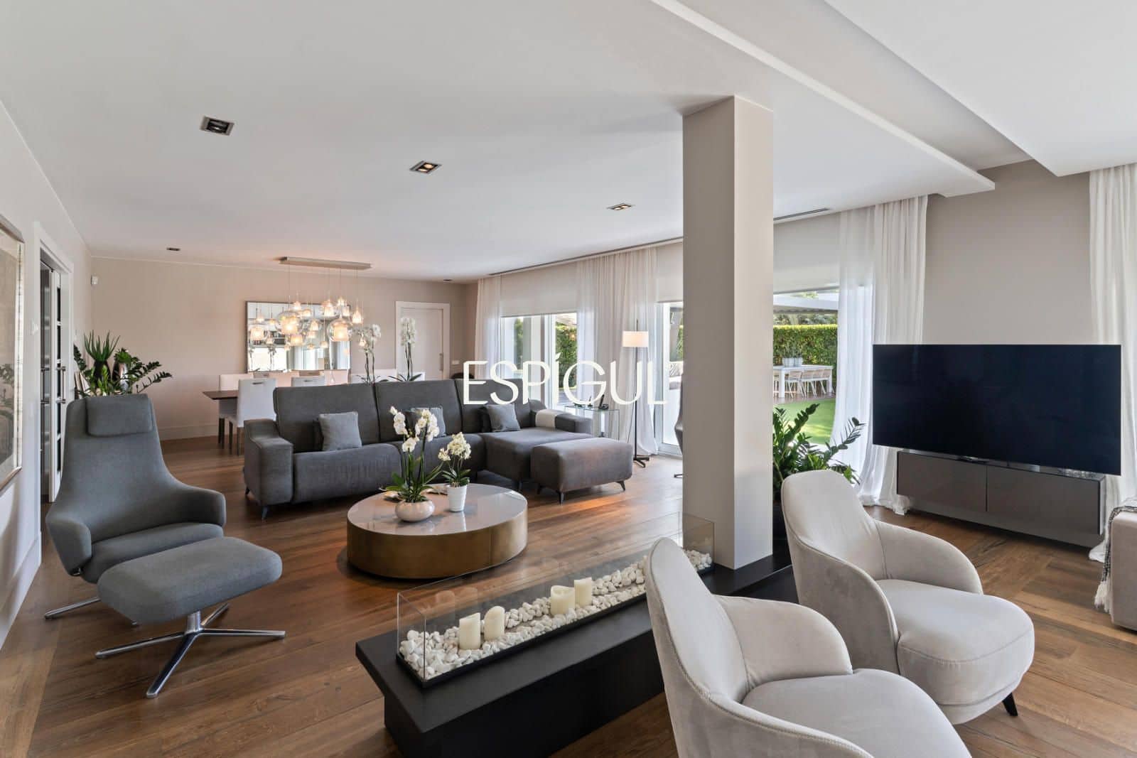 5 bedroom Villa for sale in Sant Pol de Mar with pool garage - € 2,750,000 (Ref: 10016058)