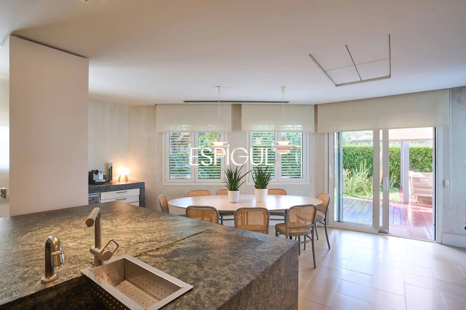 5 bedroom Villa for sale in Sant Pol de Mar with pool garage - € 2,750,000 (Ref: 10016058)