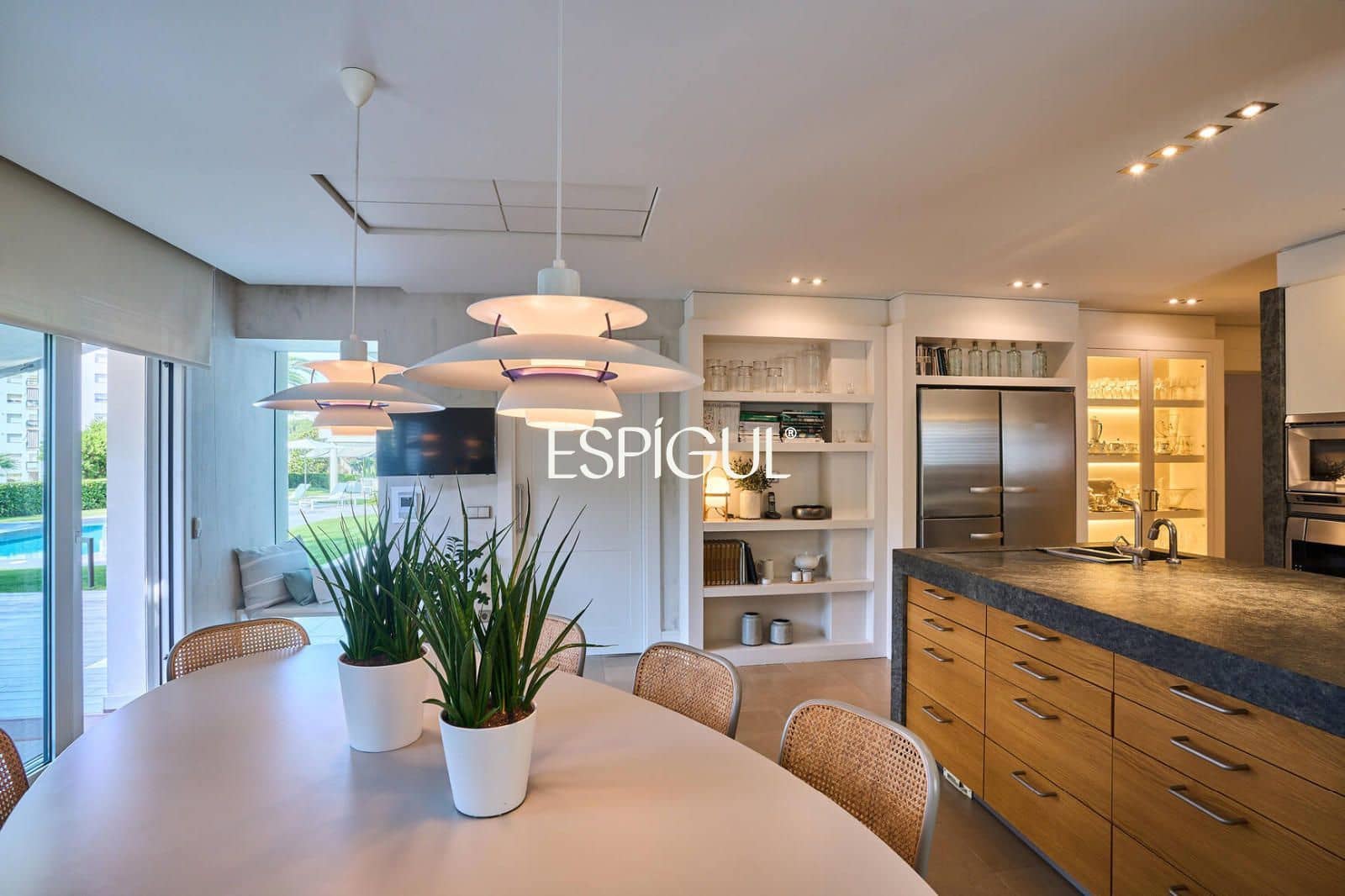 5 bedroom Villa for sale in Sant Pol de Mar with pool garage - € 2,750,000 (Ref: 10016058)