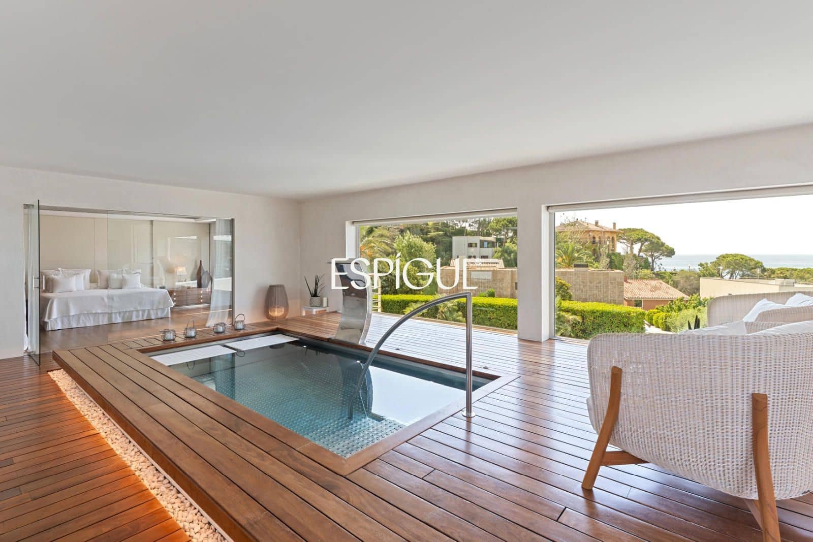 5 bedroom Villa for sale in Sant Pol de Mar with pool garage - € 2,750,000 (Ref: 10016058)