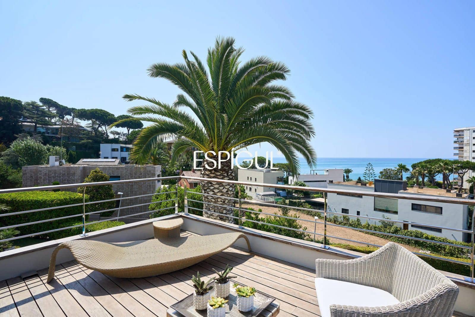 5 bedroom Villa for sale in Sant Pol de Mar with pool garage - € 2,750,000 (Ref: 10016058)