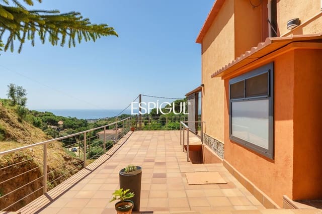 3 bedroom Villa for sale in Teià with pool garage - € 625,000 (Ref: 10016059)