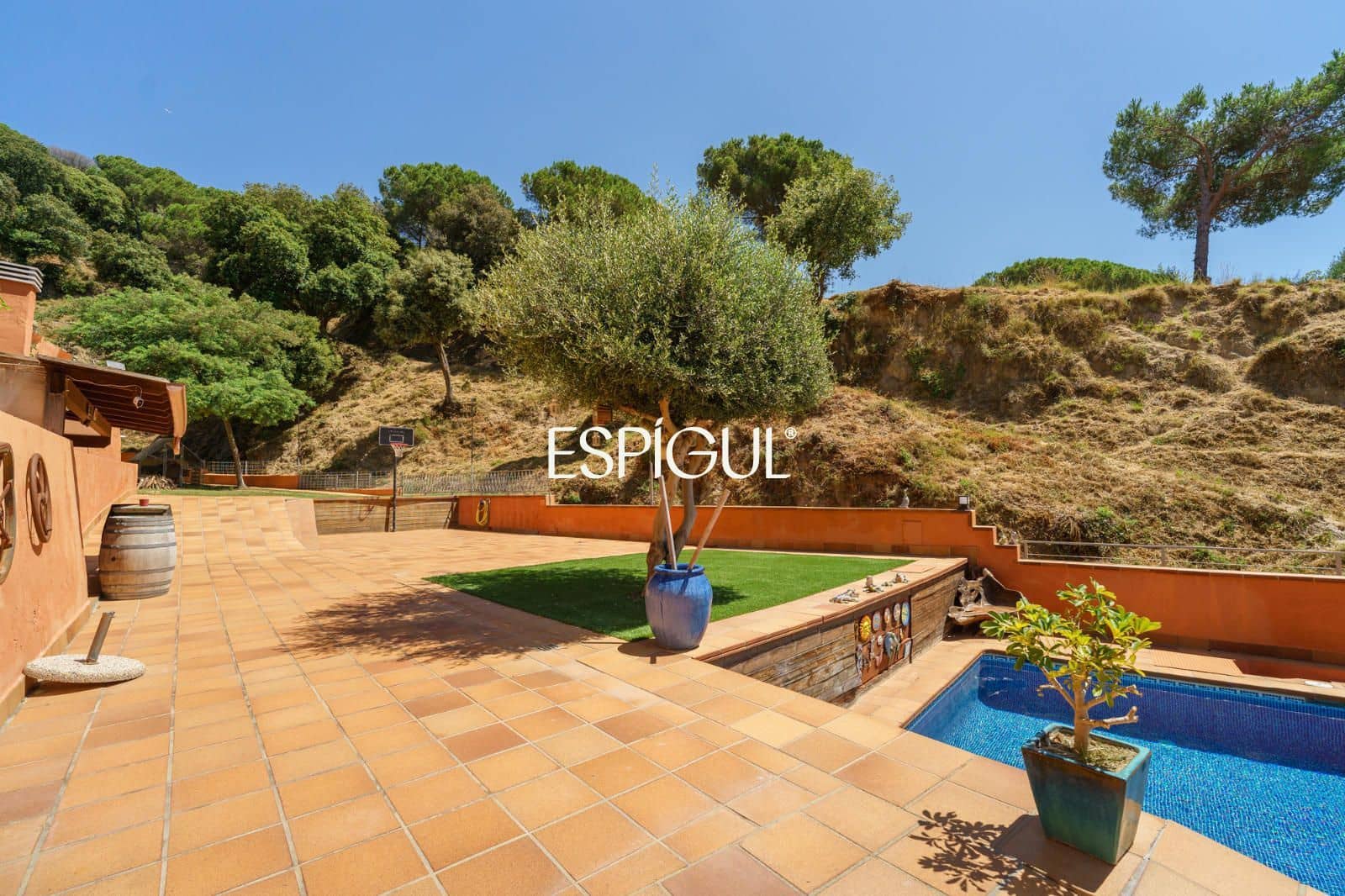 3 bedroom Villa for sale in Teia with pool garage - € 625,000 (Ref: 10016059)