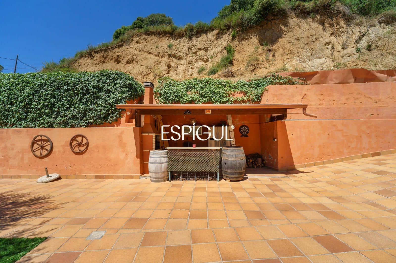 3 bedroom Villa for sale in Teia with pool garage - € 625,000 (Ref: 10016059)