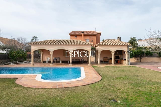 5 quarto Moradia para venda em Mataró com piscina garagem - 2 450 000 € (Ref: 10016060)