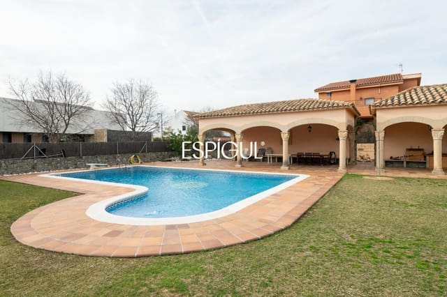 5 quarto Moradia para venda em Mataró com piscina garagem - 2 450 000 € (Ref: 10016060)