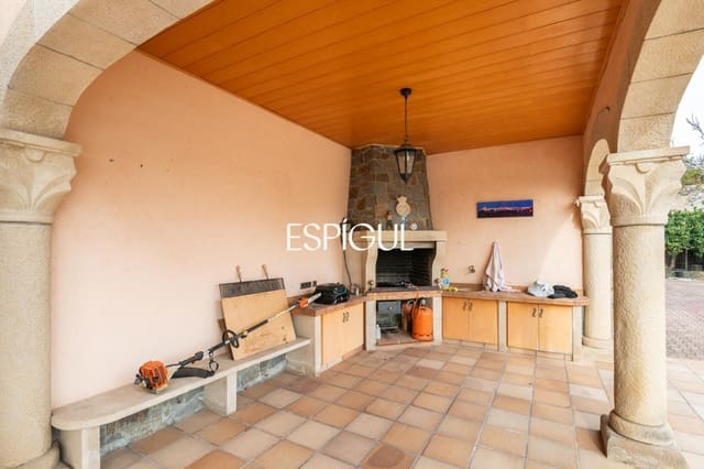 5 quarto Moradia para venda em Mataró com piscina garagem - 2 450 000 € (Ref: 10016060)