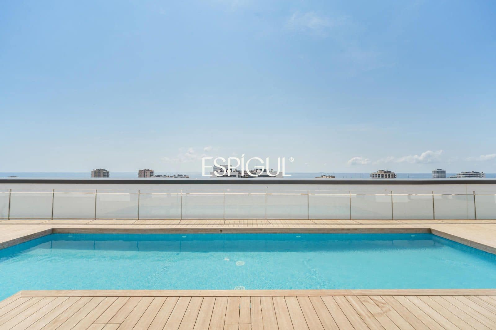 3 Zimmer Wohnung zu verkaufen in Badalona mit Pool Garage - 849.000 € (Ref: 10016062)