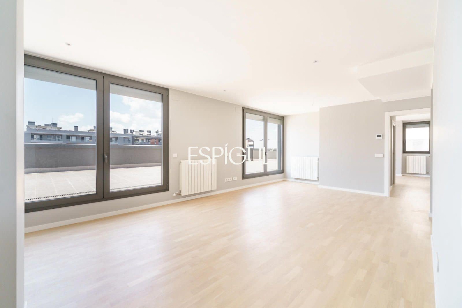 3 Zimmer Wohnung zu verkaufen in Badalona mit Pool Garage - 849.000 € (Ref: 10016062)