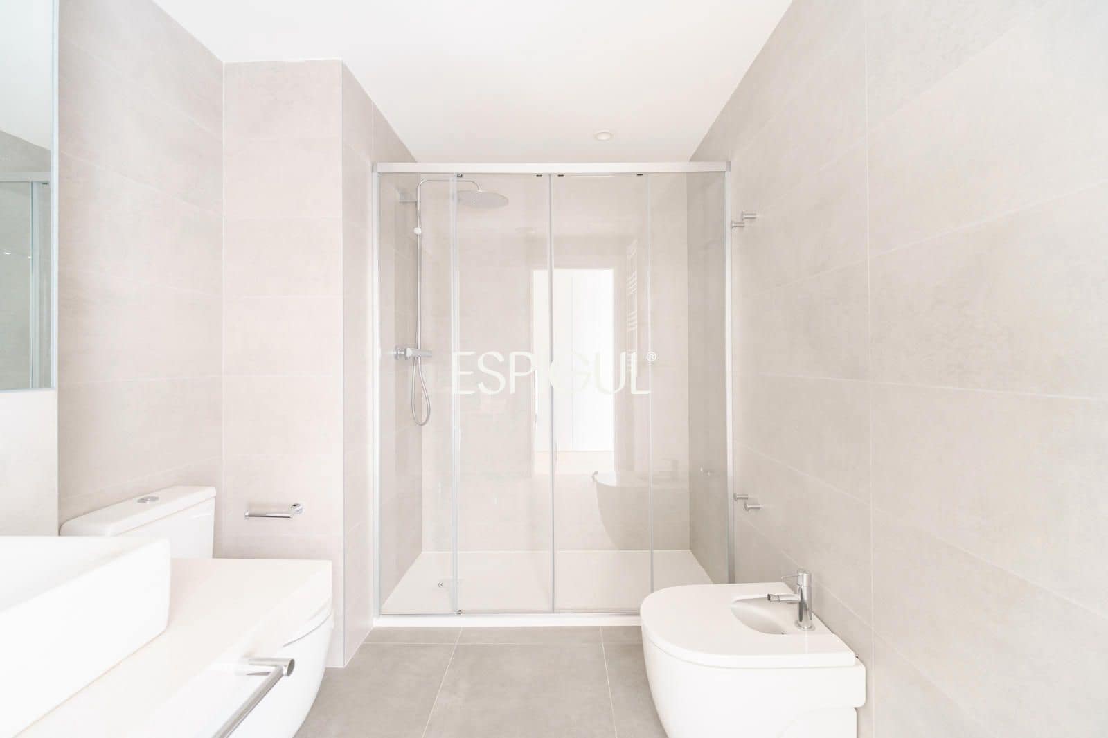 3 Zimmer Wohnung zu verkaufen in Badalona mit Pool Garage - 849.000 € (Ref: 10016062)