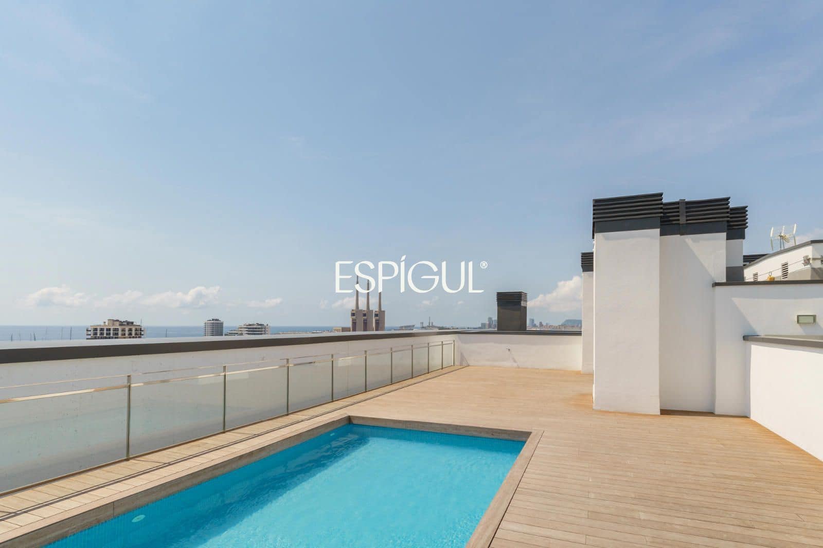 3 Zimmer Wohnung zu verkaufen in Badalona mit Pool Garage - 849.000 € (Ref: 10016062)