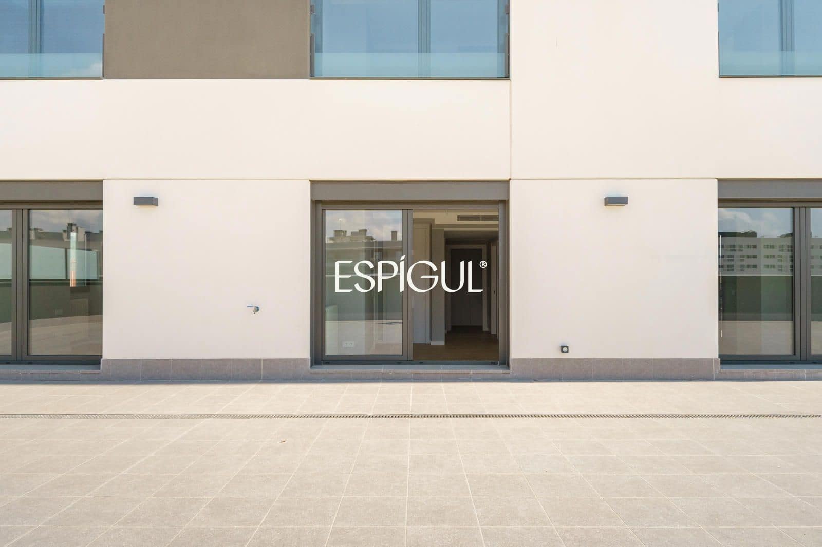 3 Zimmer Wohnung zu verkaufen in Badalona mit Pool Garage - 849.000 € (Ref: 10016062)