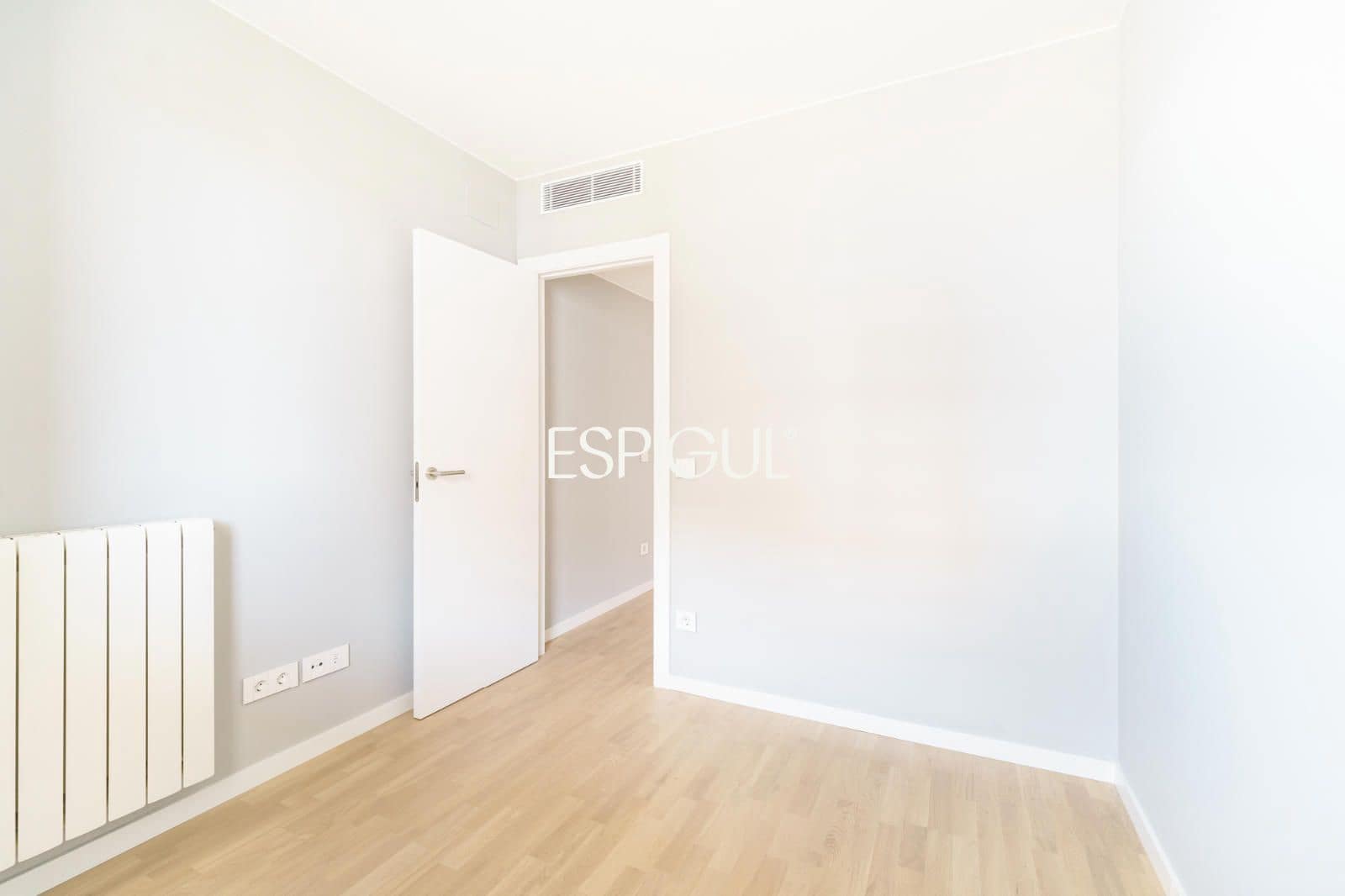 3 Zimmer Wohnung zu verkaufen in Badalona mit Pool Garage - 849.000 € (Ref: 10016062)