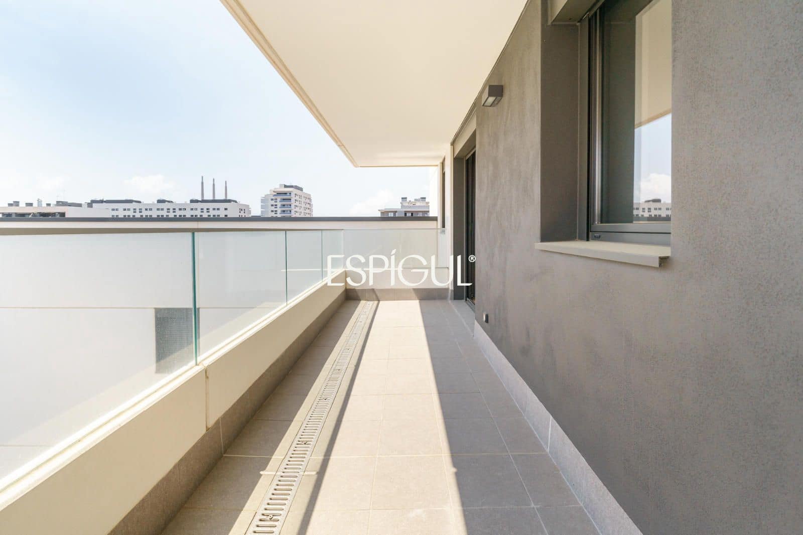 3 Zimmer Wohnung zu verkaufen in Badalona mit Pool Garage - 849.000 € (Ref: 10016062)