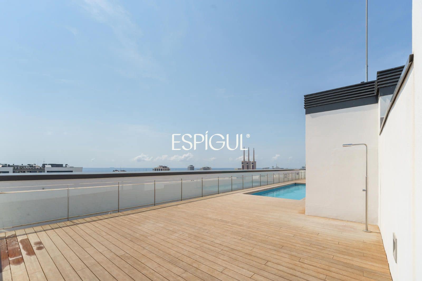 3 Zimmer Wohnung zu verkaufen in Badalona mit Pool Garage - 849.000 € (Ref: 10016062)
