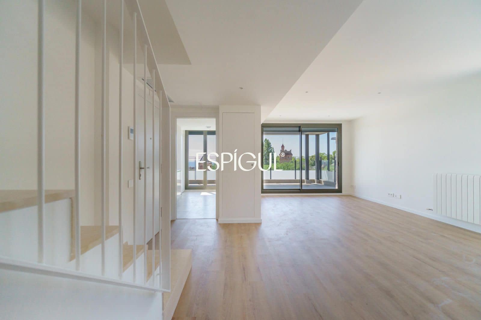 3 sypialnia Penthouse na sprzedaż w Premia de Dalt z basenem garażem - 618 000 € (Ref: 10016064)