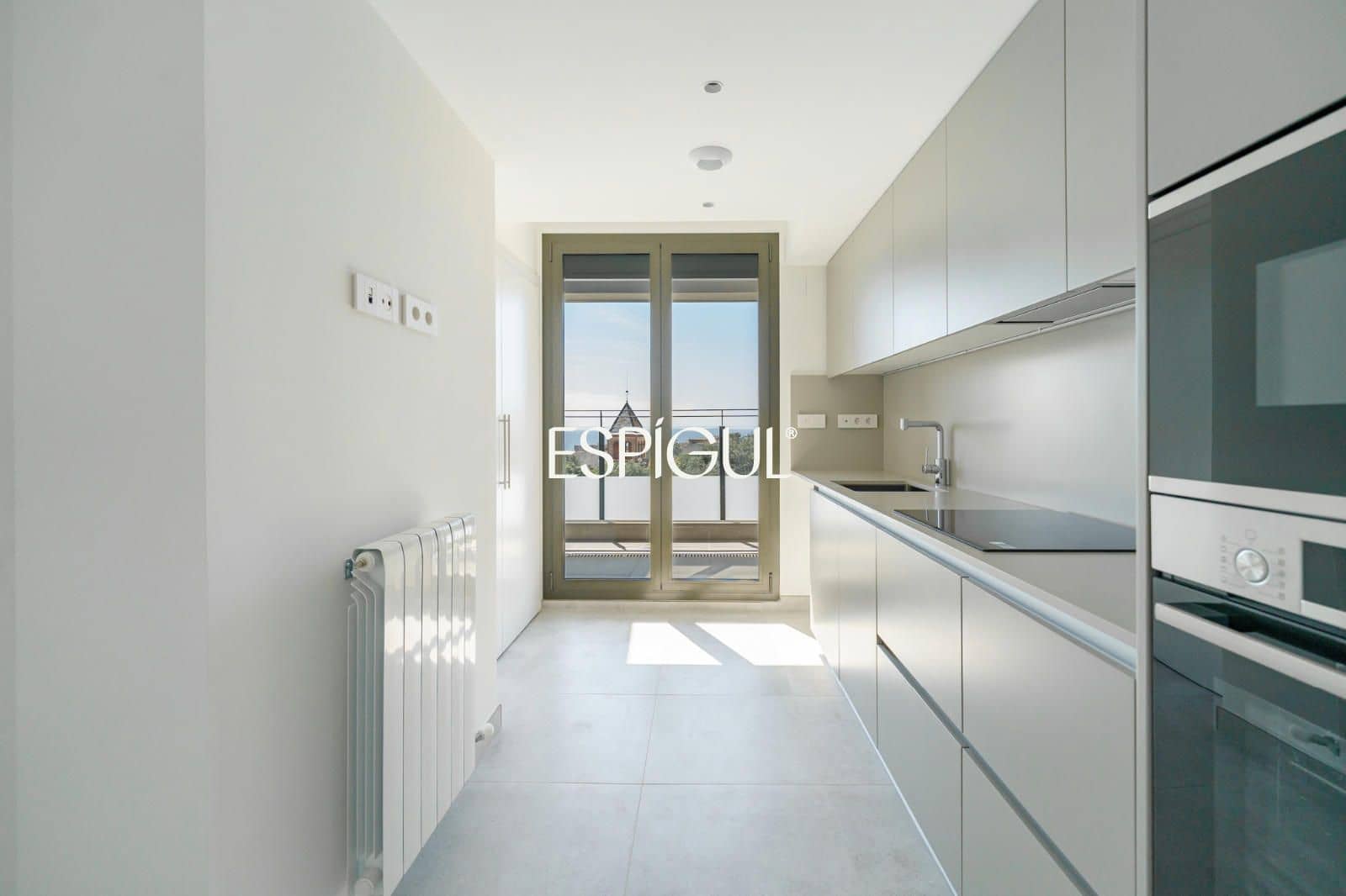 3 sypialnia Penthouse na sprzedaż w Premia de Dalt z basenem garażem - 618 000 € (Ref: 10016064)