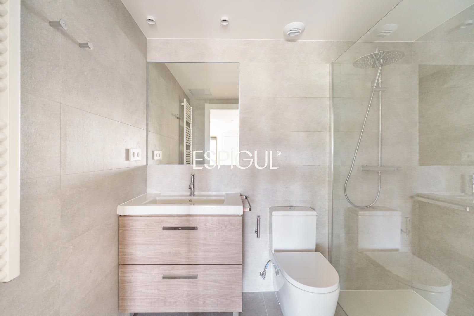 3 sypialnia Penthouse na sprzedaż w Premia de Dalt z basenem garażem - 618 000 € (Ref: 10016064)