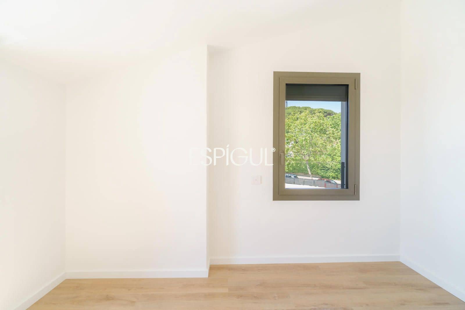 3 sypialnia Penthouse na sprzedaż w Premia de Dalt z basenem garażem - 618 000 € (Ref: 10016064)