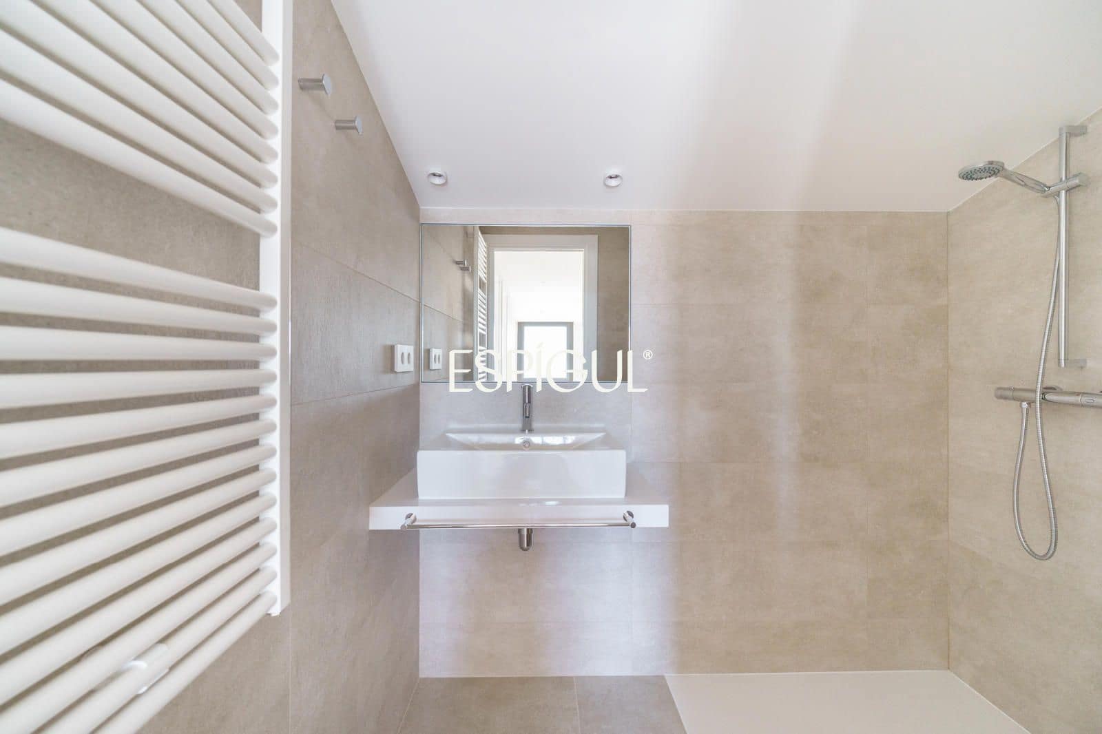 3 sypialnia Penthouse na sprzedaż w Premia de Dalt z basenem garażem - 618 000 € (Ref: 10016064)