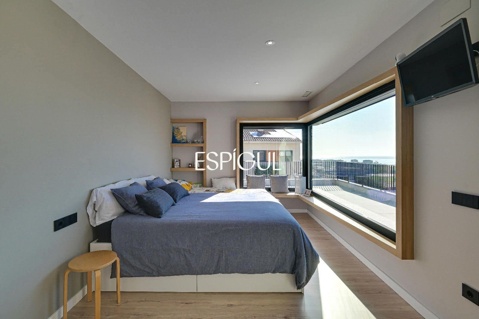 4 soverom Villa til salgs i Santa Susanna med svømmebasseng garasje - € 1 190 000 (Ref: 10016067)