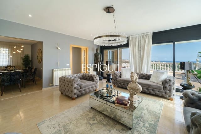 5 bedroom Villa for sale in Canet de Mar with pool garage - € 1,350,000 (Ref: 10016069)