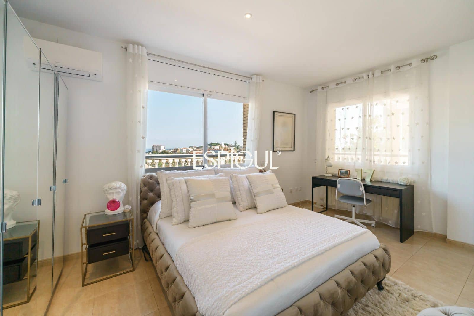 5 bedroom Villa for sale in Canet de Mar with pool garage - € 1,350,000 (Ref: 10016069)