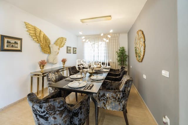 5 bedroom Villa for sale in Canet de Mar with pool garage - € 1,350,000 (Ref: 10016069)