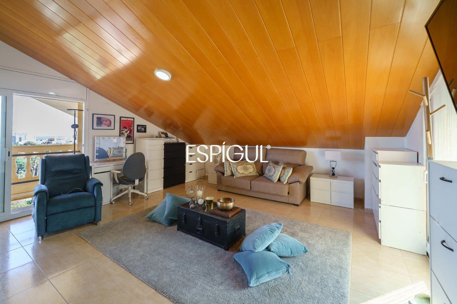 5 bedroom Villa for sale in Canet de Mar with pool garage - € 1,350,000 (Ref: 10016069)