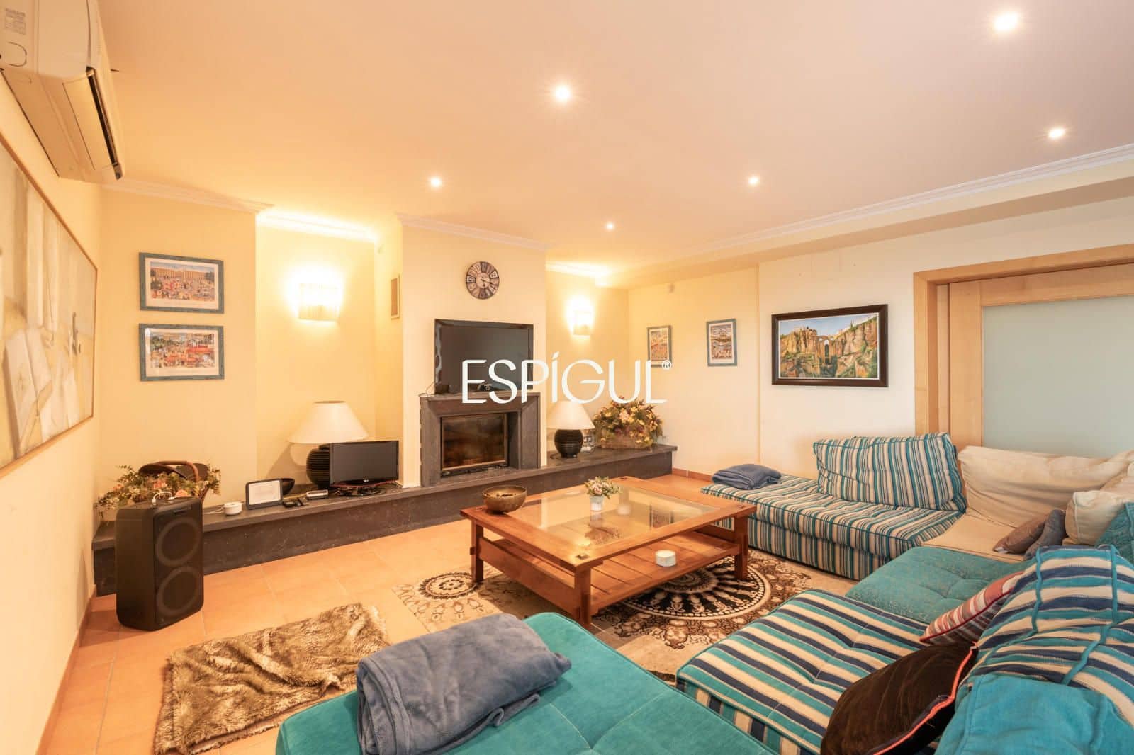11 bedroom Villa for sale in Sant Feliu de Codines with pool garage - € 1,990,000 (Ref: 10016077)