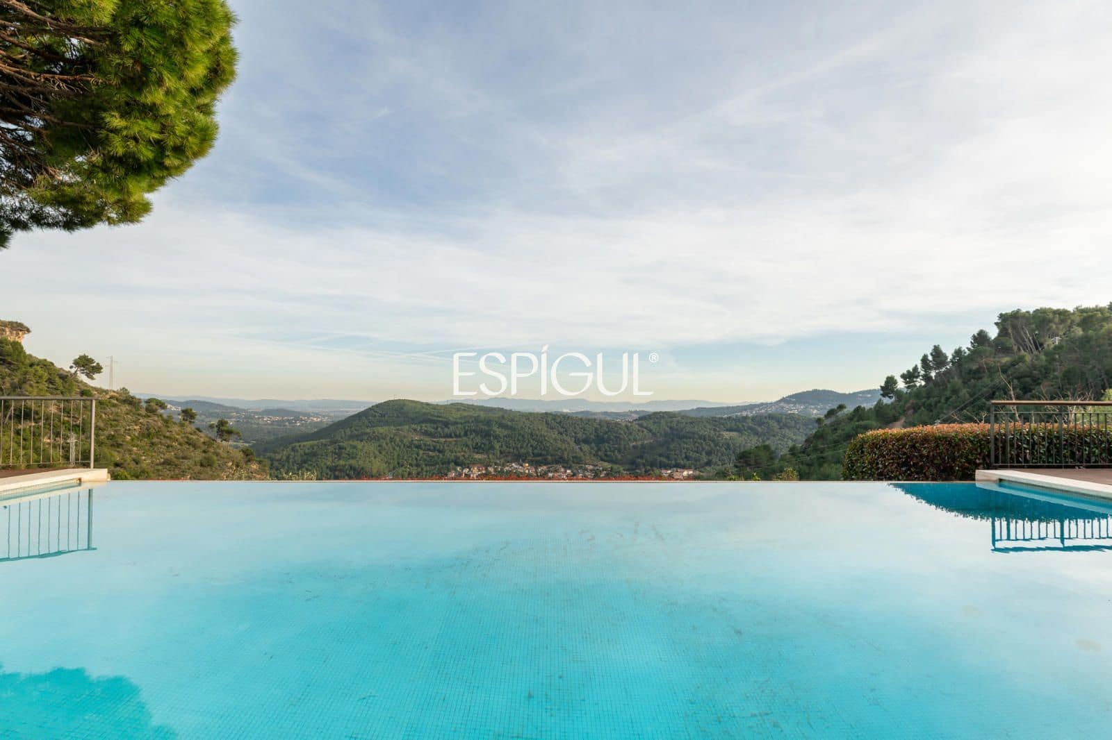 11 bedroom Villa for sale in Sant Feliu de Codines with pool garage - € 1,990,000 (Ref: 10016077)