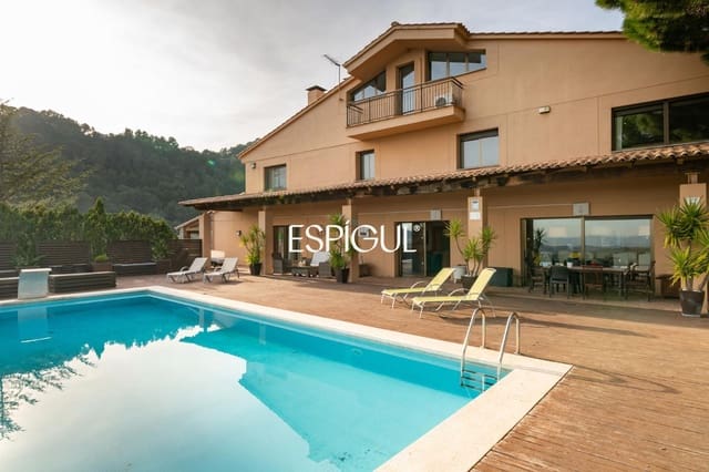11 bedroom Villa for sale in Sant Feliu de Codines with pool garage - € 1,990,000 (Ref: 10016077)