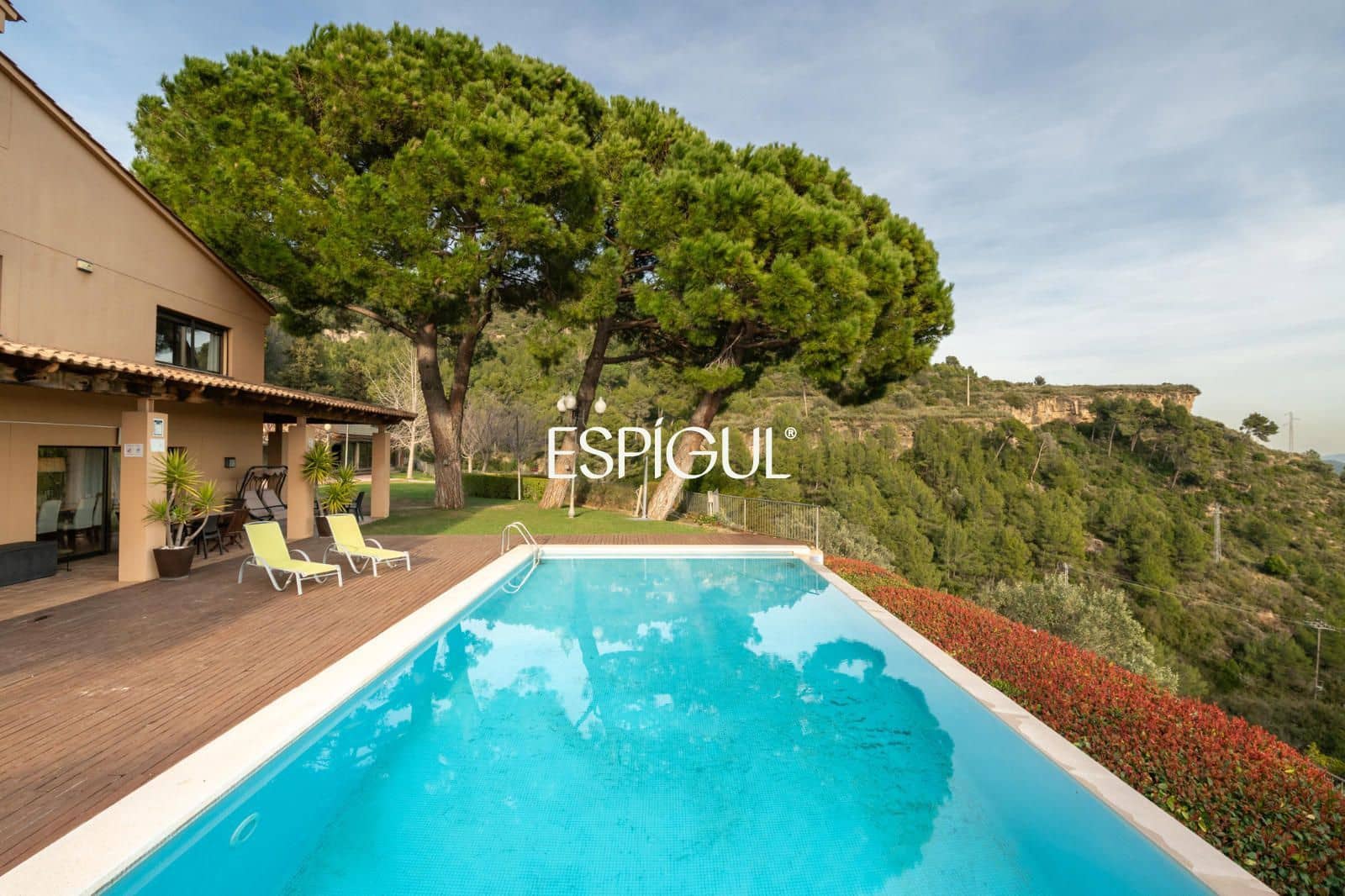 11 bedroom Villa for sale in Sant Feliu de Codines with pool garage - € 1,990,000 (Ref: 10016077)