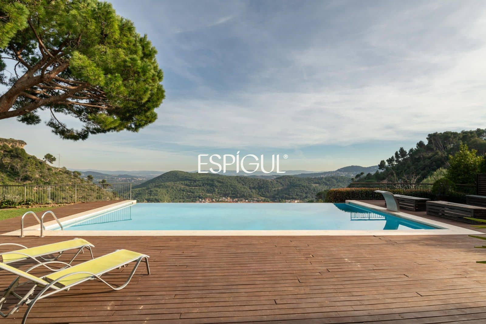 11 bedroom Villa for sale in Sant Feliu de Codines with pool garage - € 1,990,000 (Ref: 10016077)